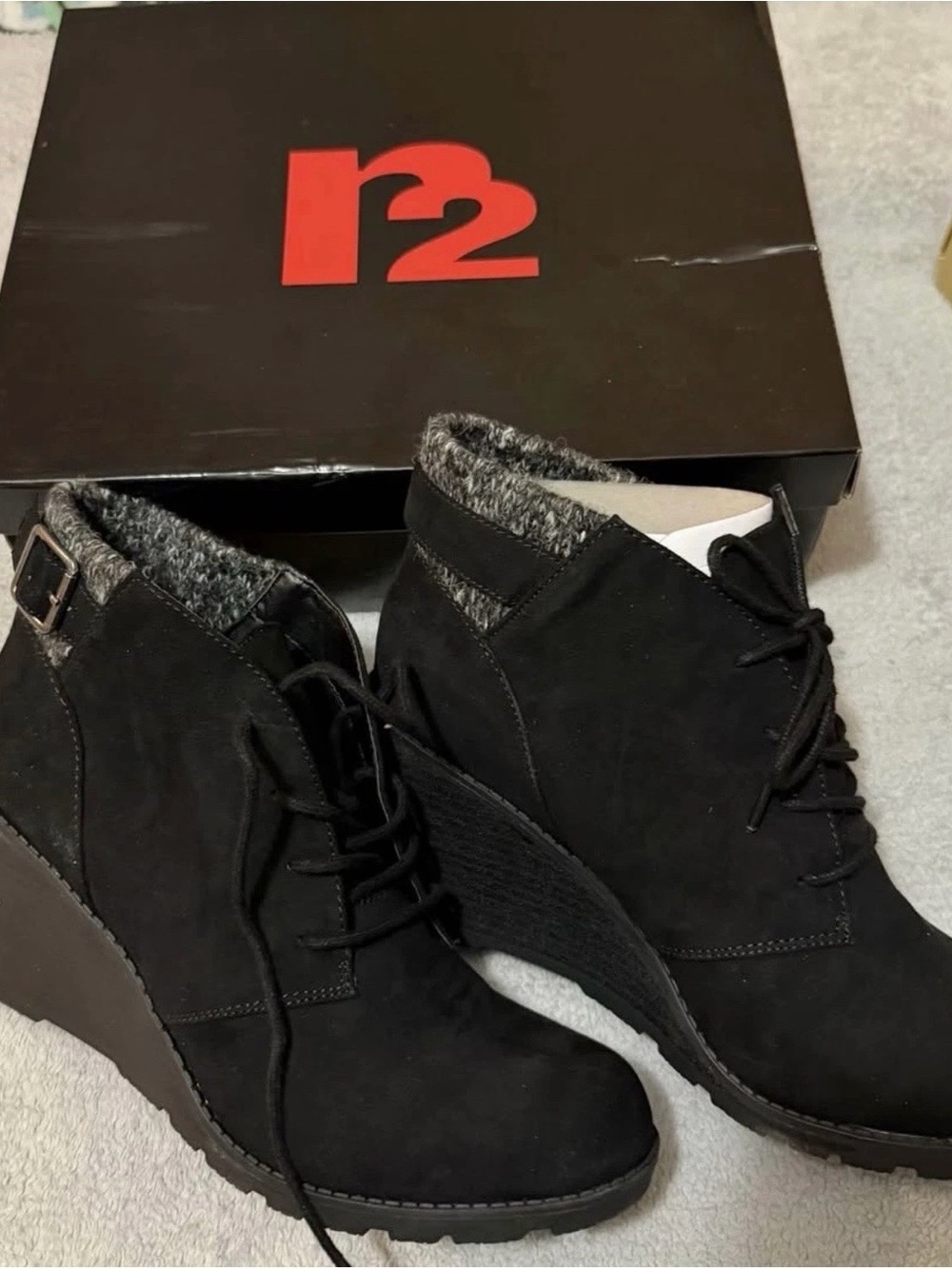 R2 Black Lace-Up Wedge Ankle Boots with Knit Collar